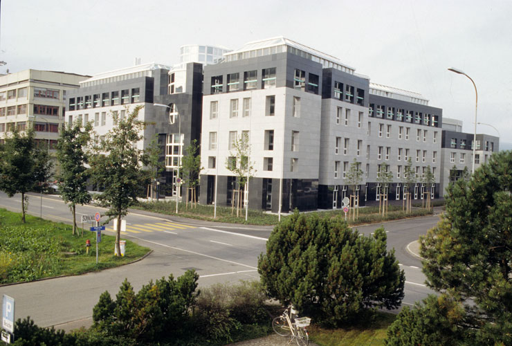 1987 Büro und Gewerbezentrum (ZKB), Ringstrasse, Dübendorf; Neubau